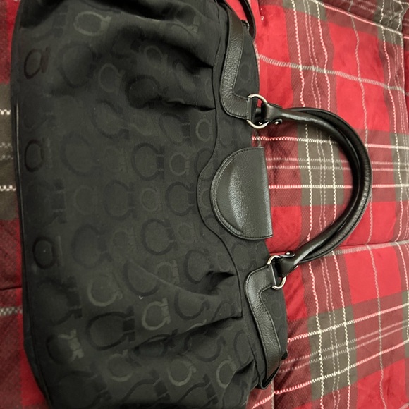 Authentic  Salvatore Ferragamo shoulder bag - Picture 2 of 12